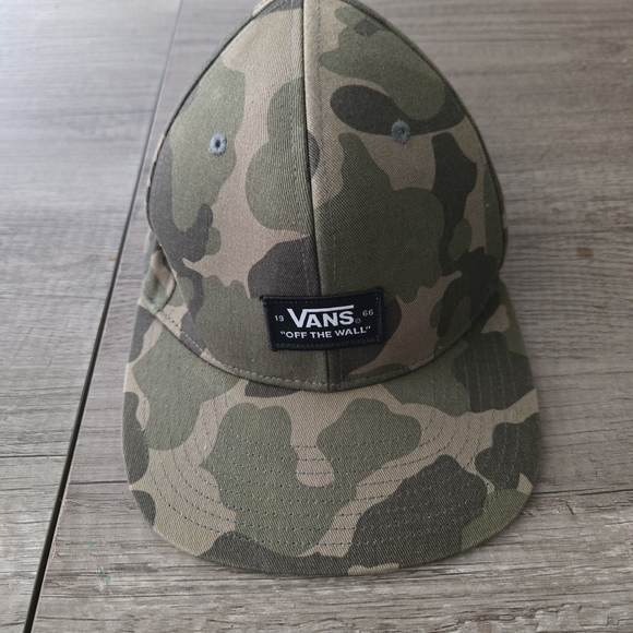 Vans Camo Baseball Cap - Picture 1 of 5